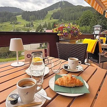 호텔 Residenz Dunza Garni 3*