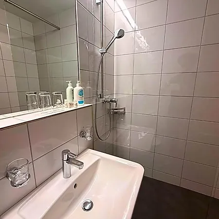 호텔 Residenz Dunza Garni 3*