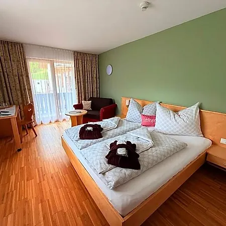 Residenz Dunza Garni 호텔 3*